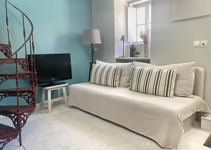 Riverside Apartment 42 - Lisbon
